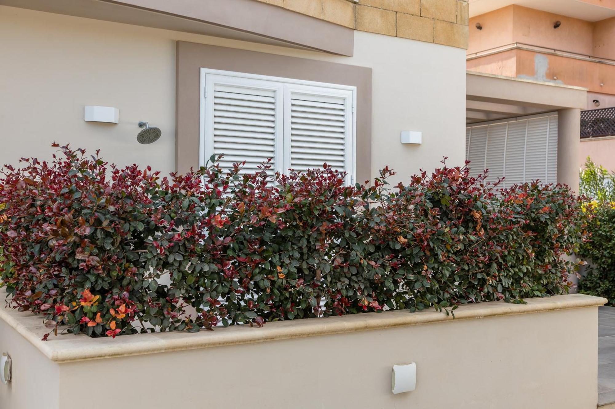 La Collina Di Montegrappa - Suites With Heated Private Pool - Suites With Shared Pool Tuglie Ruang foto