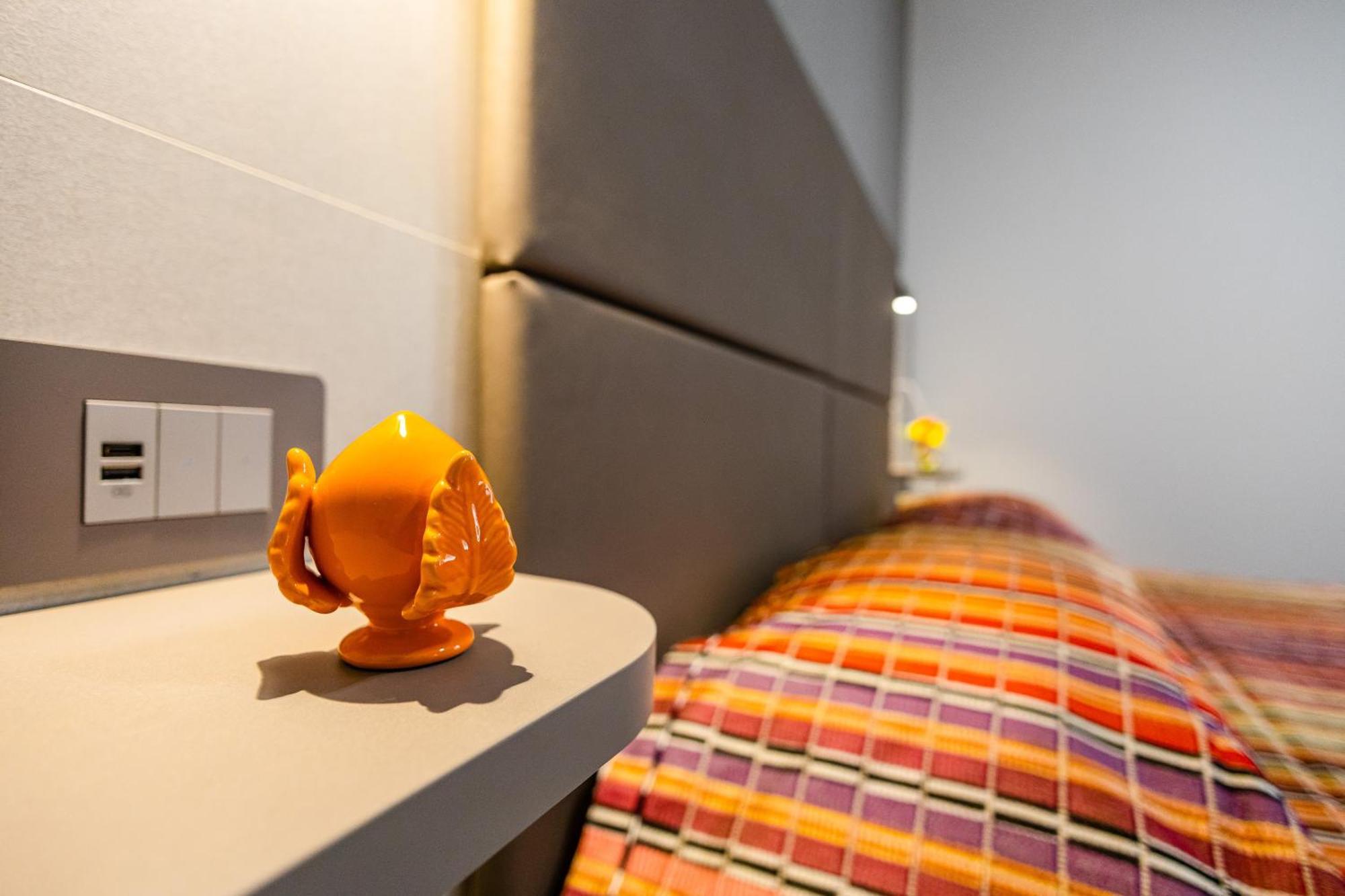 La Collina Di Montegrappa - Suites With Heated Private Pool - Suites With Shared Pool Tuglie Bagian luar foto